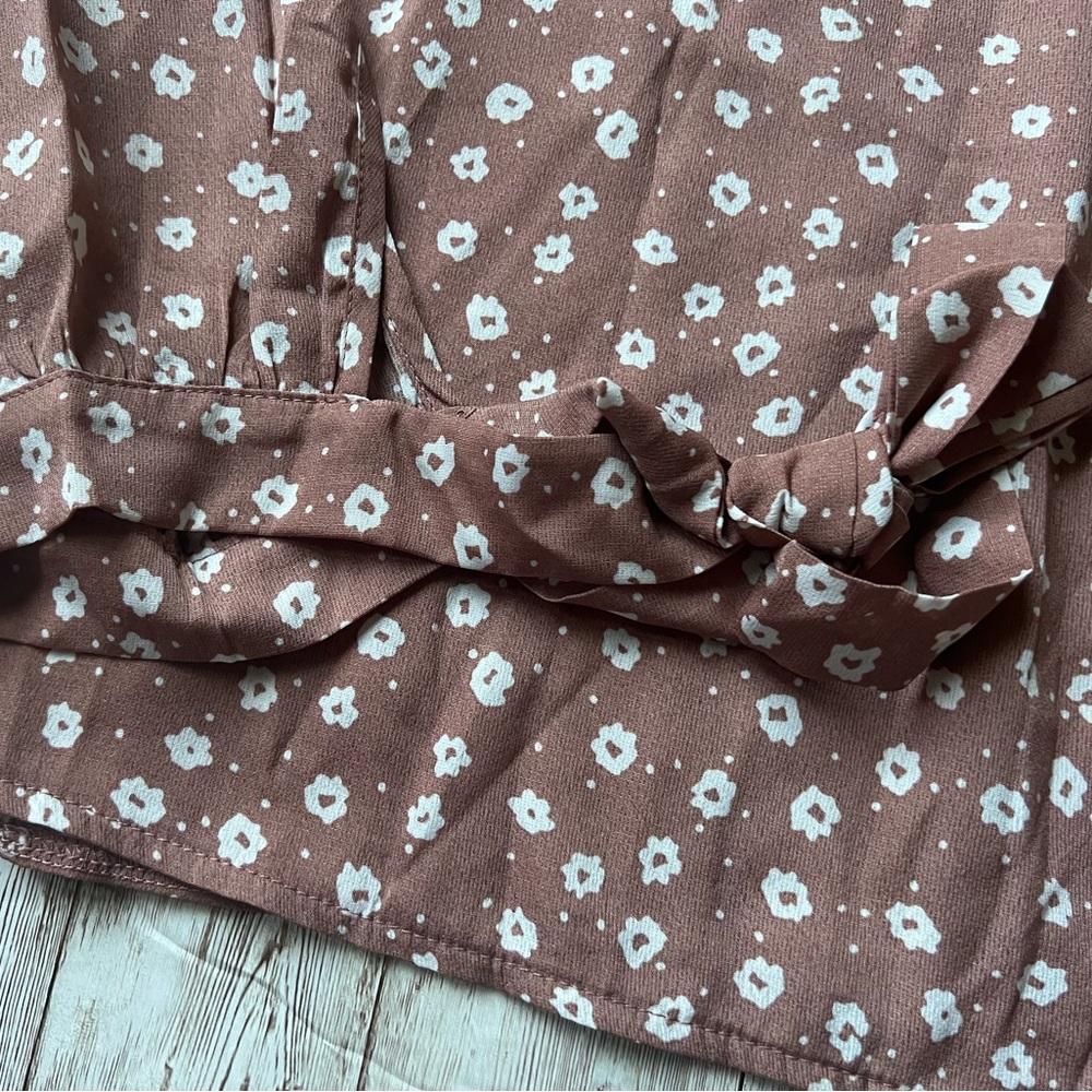 NEW SHEIN Pink Ruffled Puff Sleeve Blouse - Picture 7 of 9